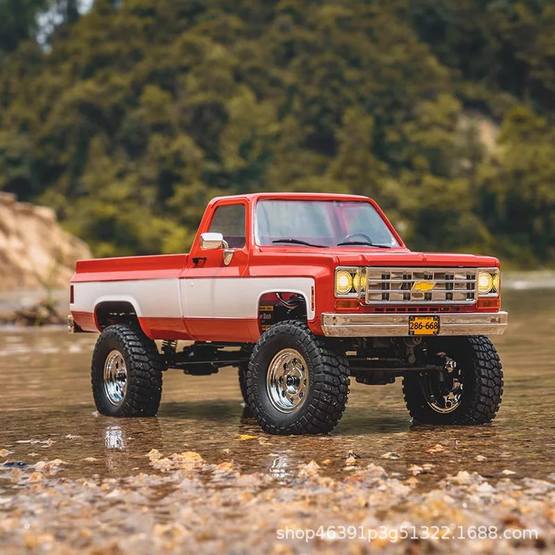 FMS 1:18 Chevrolet K10 RTR RC Pickup Truck detail view