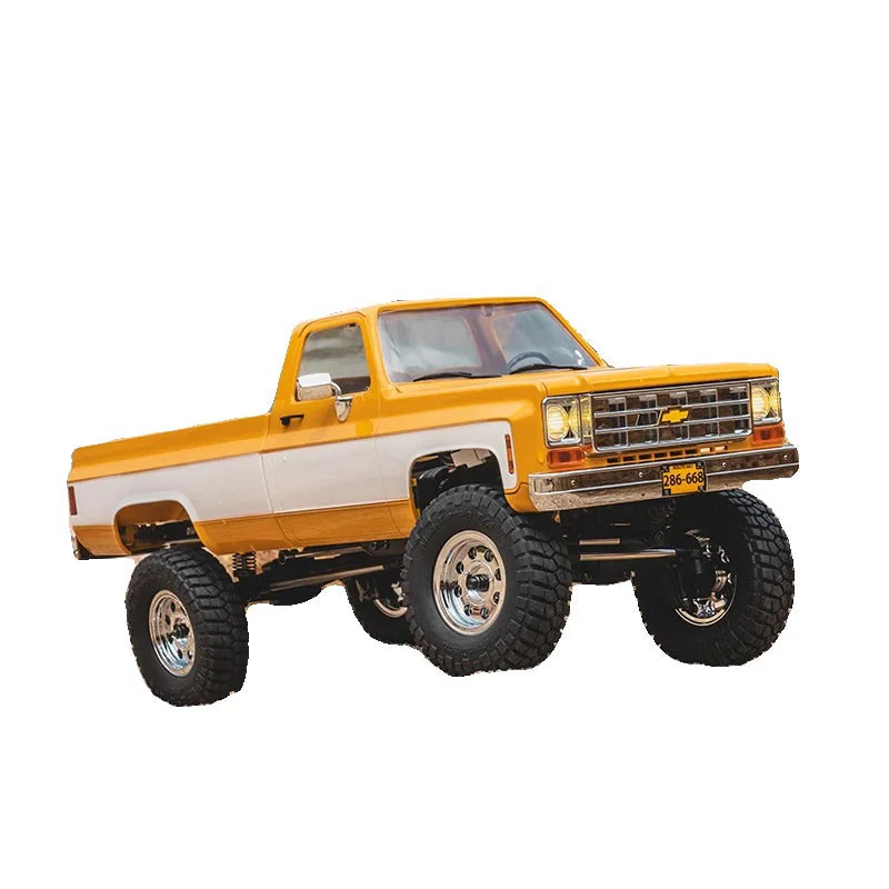 FMS 1:18 Chevrolet K10 RTR RC Pickup Truck side view
