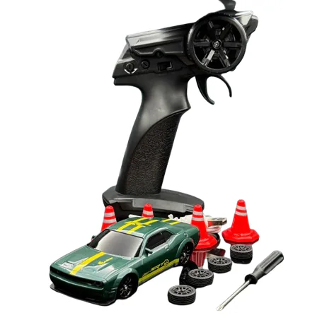 Dodge Challenger 6603 1:43 15km/h 4WD Drift RC Car side view