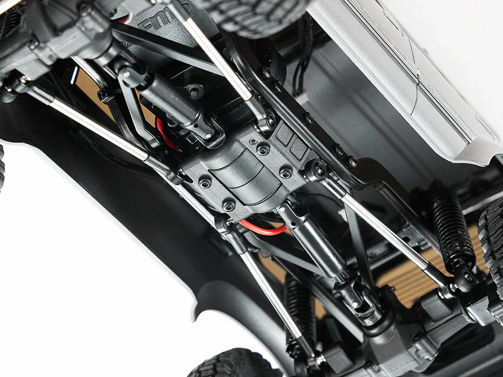 FMS FCX18 LC80 Toyota Land Cruiser 80 1:18 RTR RC Crawler side view