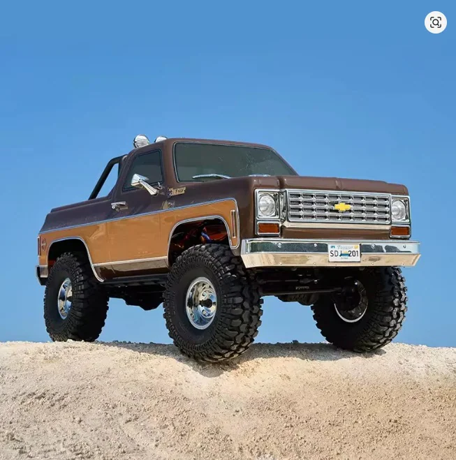 FMS FCX10 K5 1:10 Two-Speed 4WD RC Rock Crawler detail view