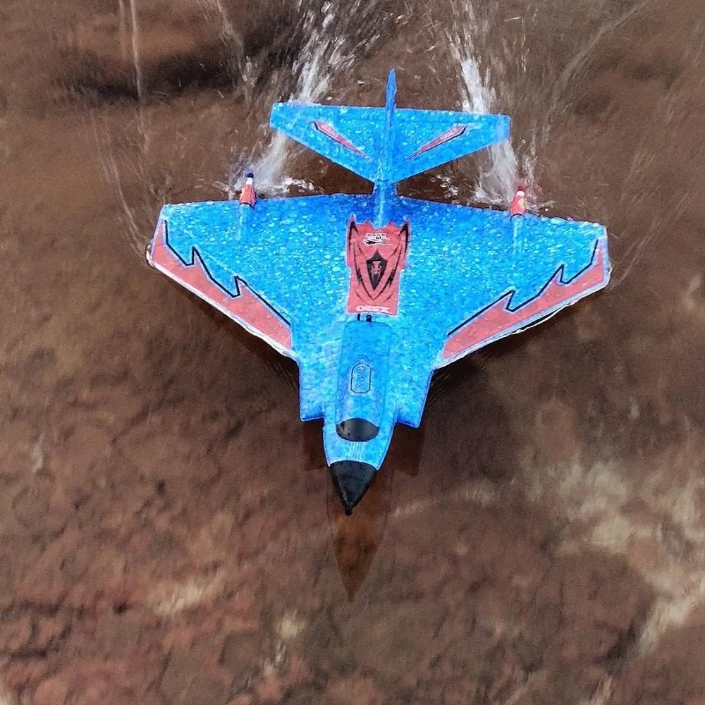 Remote Control Aircraft X320 detail view